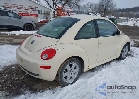 2007 Volkswagen New Beetle 2.5 from USA, damaged, VIN 3VWRW31C67M519171